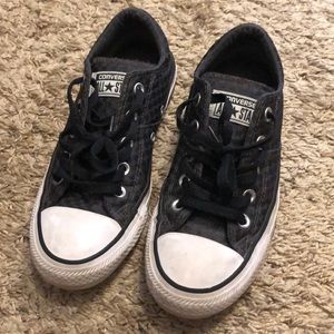 Textured pattern converse